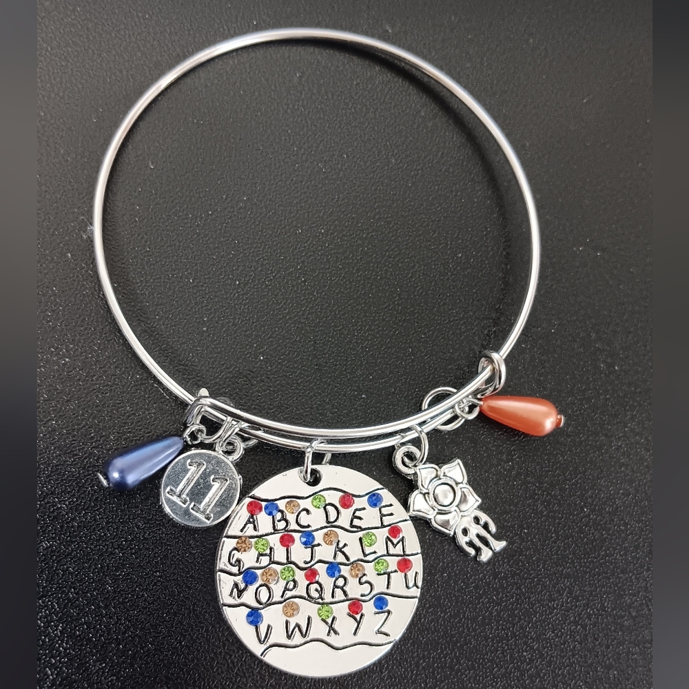 Stranger Things Charm Bracelet (NEW)